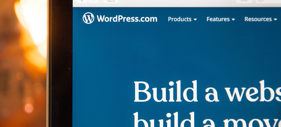 What are the advantages of WordPress sites?